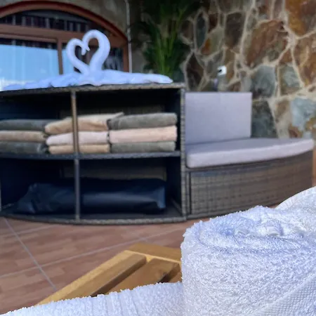 Chabela's Seaview Penthouse & شقة